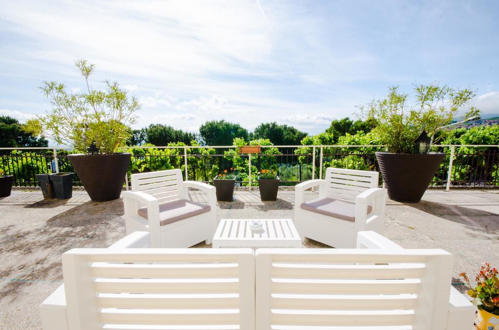 Albergo Villa Gaia Кианчано Терме Екстериор снимка