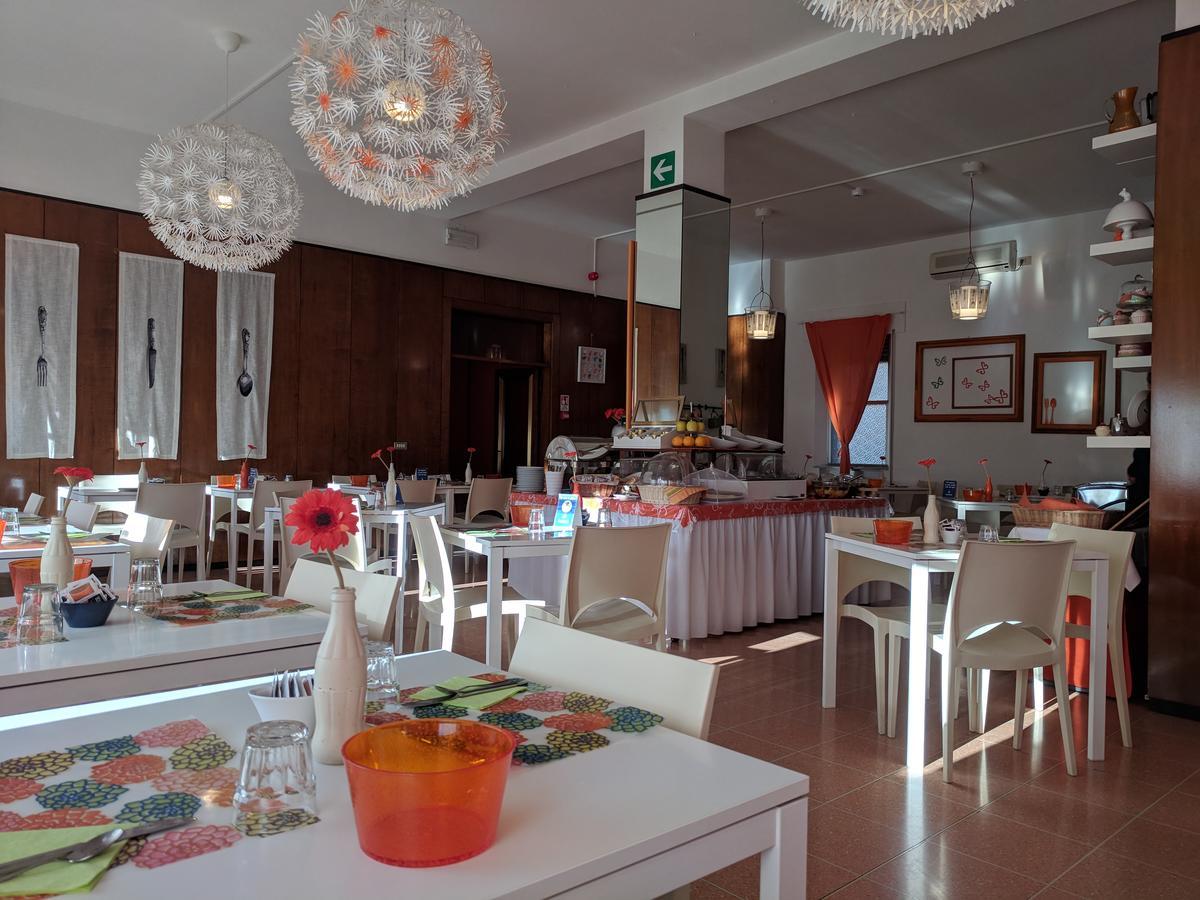 Albergo Villa Gaia Кианчано Терме Екстериор снимка